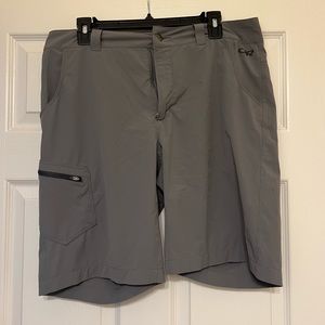 Outdoor research shorts in great condition 9” inseam